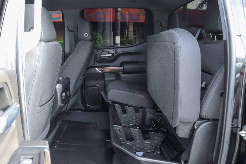 Used 2021 Chevrolet Silverado 1500 LT Trail Boss AWD/4WD image 31