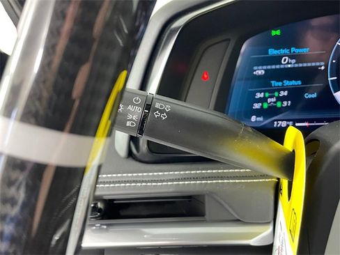 New 2025 Chevrolet Corvette E-Ray w/ ZER Performance Package image 13