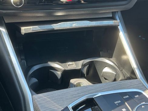 Used 2025 BMW 330i Sedan RWD image 18