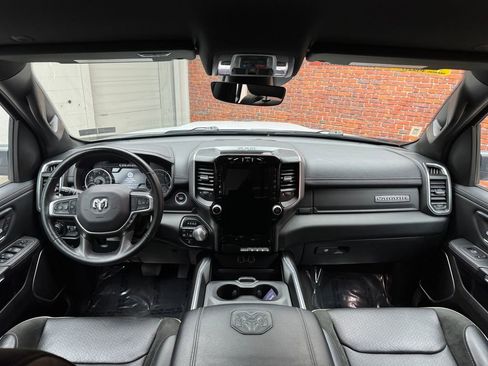 Used 2023 RAM 1500 Laramie AWD/4WD image 12