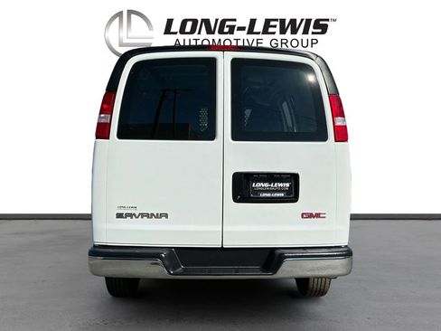 Used 2024 GMC Savana 2500 w/ Driver Convenience Package image 5