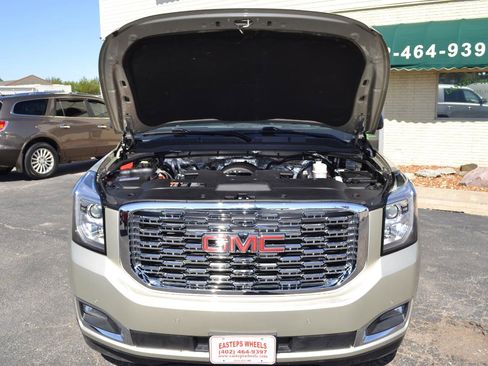 Used 2017 GMC Yukon Denali w/ Open Road Package AWD/4WD image 56