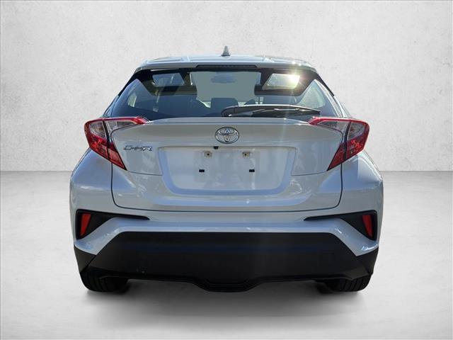 Used 2019 Toyota C-HR XLE FWD image 6
