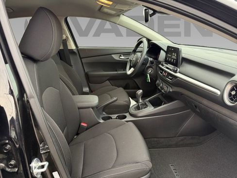 Used 2021 Kia Forte Sedan image 7