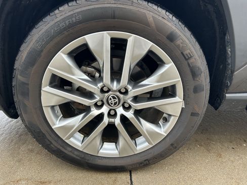 Certified 2023 Toyota RAV4 XLE Premium FWD image 11