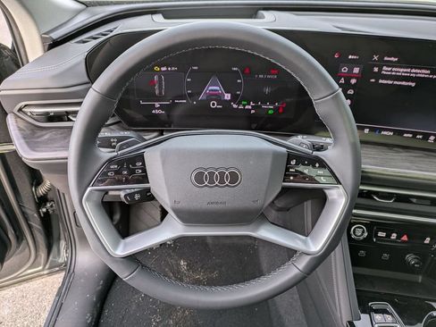 New 2025 Audi Q5 Premium Plus AWD/4WD image 10