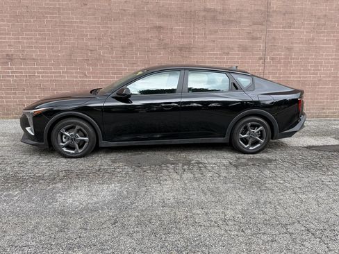 Used 2025 Kia K4 FWD image 29