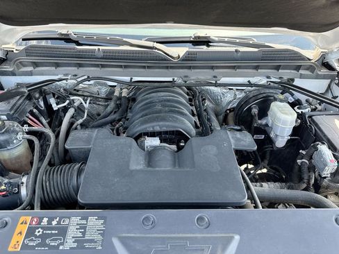 Used 2017 Chevrolet Silverado 1500 Custom w/ Custom Convenience Package RWD image 16