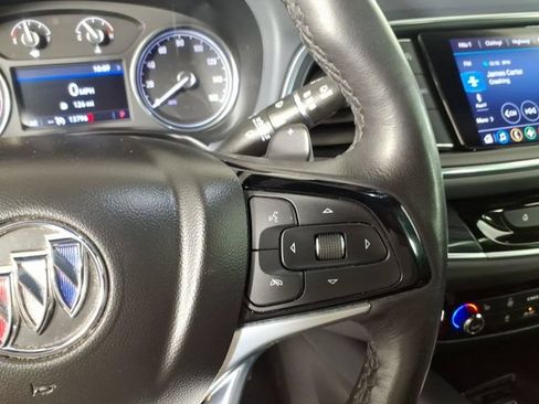 Used 2023 Buick Enclave Essence AWD/4WD image 18