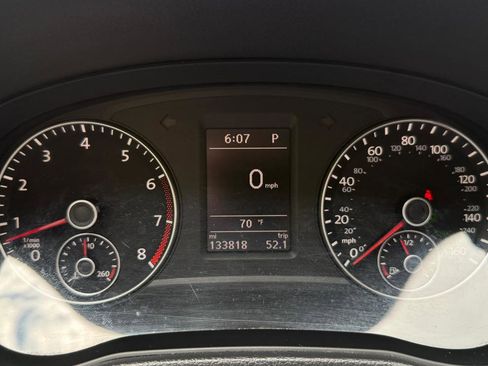 Used 2013 Volkswagen Passat 2.5 SE FWD image 13