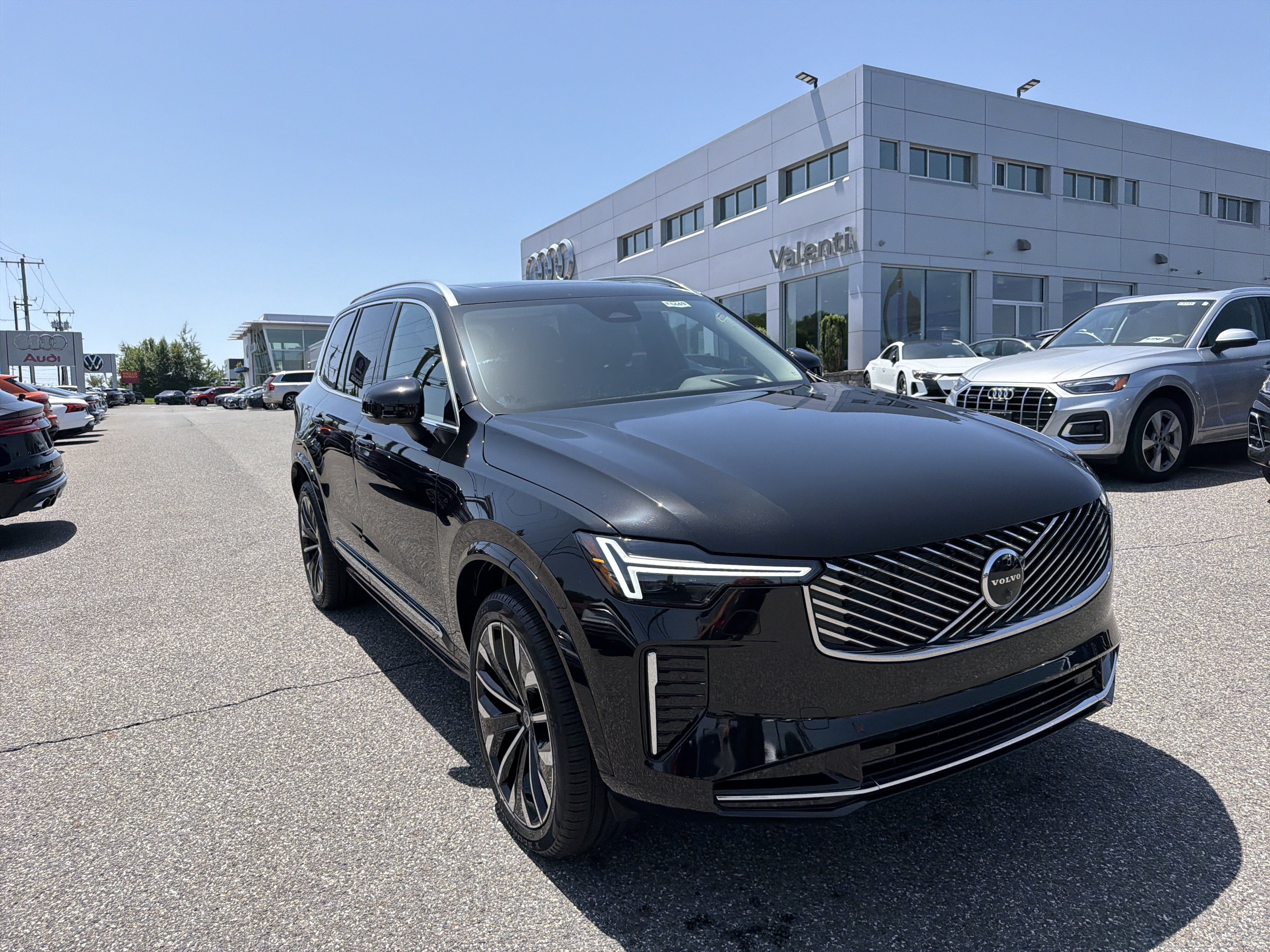 Certified 2026 Volvo XC90 B6 Ultra AWD/4WD image 1