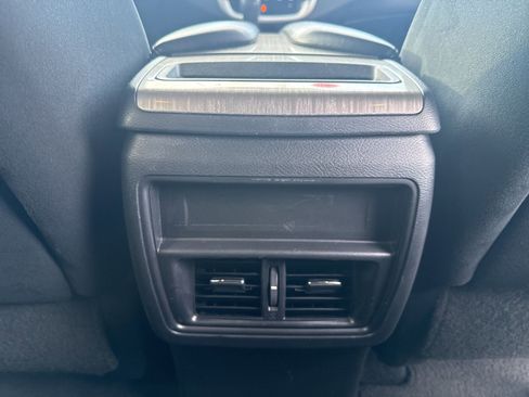 Used 2016 Nissan Murano S image 25