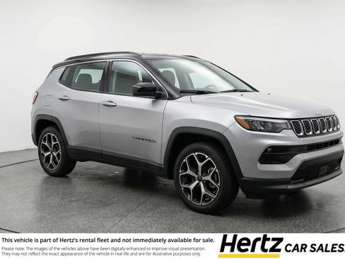 Used 2025 Jeep Compass Limited image 1