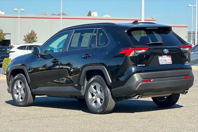 Certified 2022 Toyota RAV4 LE AWD/4WD image 7