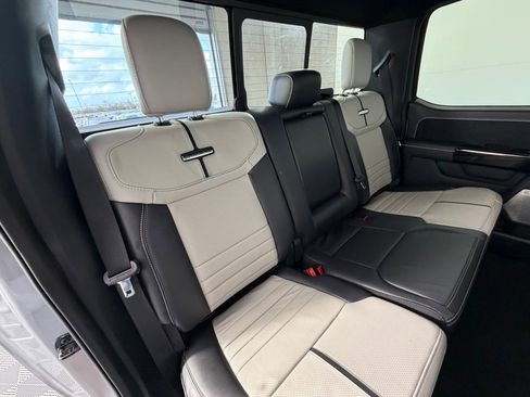 Used 2023 Ford F150 Lightning Platinum image 33