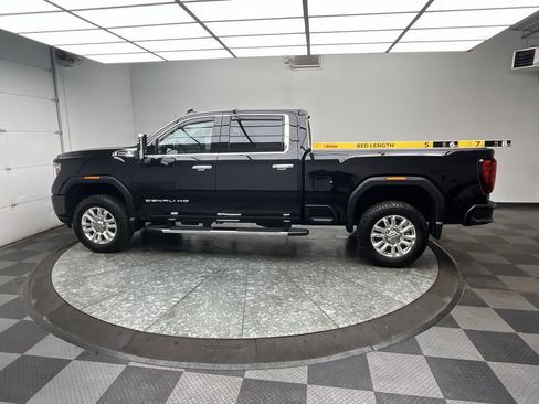 Certified 2022 GMC Sierra 2500 Denali w/ Denali Ultimate Package image 3