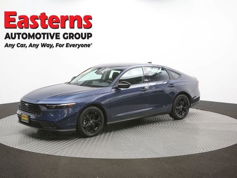 Used 2025 Honda Accord SE image 57
