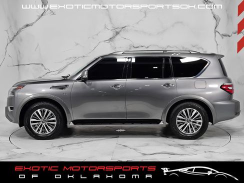 Used 2022 Nissan Armada SL w/ Captain's Chairs Package AWD/4WD image 6