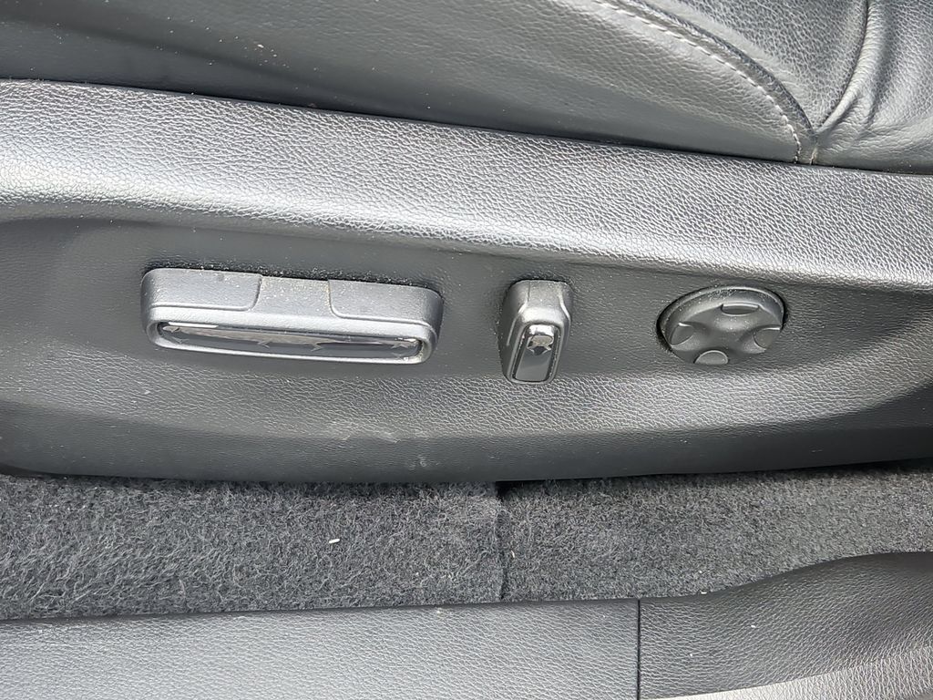 Certified 2021 Honda CR-V Touring image 25