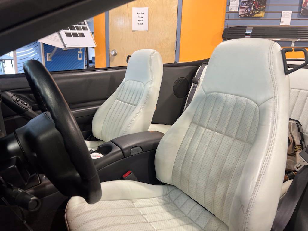 Used 1998 Chevrolet Camaro Z28 w/ SS Performance/Appearance Pkg RWD image 12