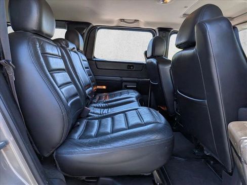 Used 2005 HUMMER H2 w/ Preferred Equipment Group AWD/4WD image 19