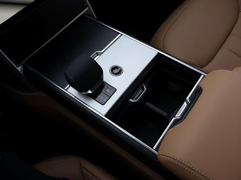 New 2026 Land Rover Range Rover SE image 25