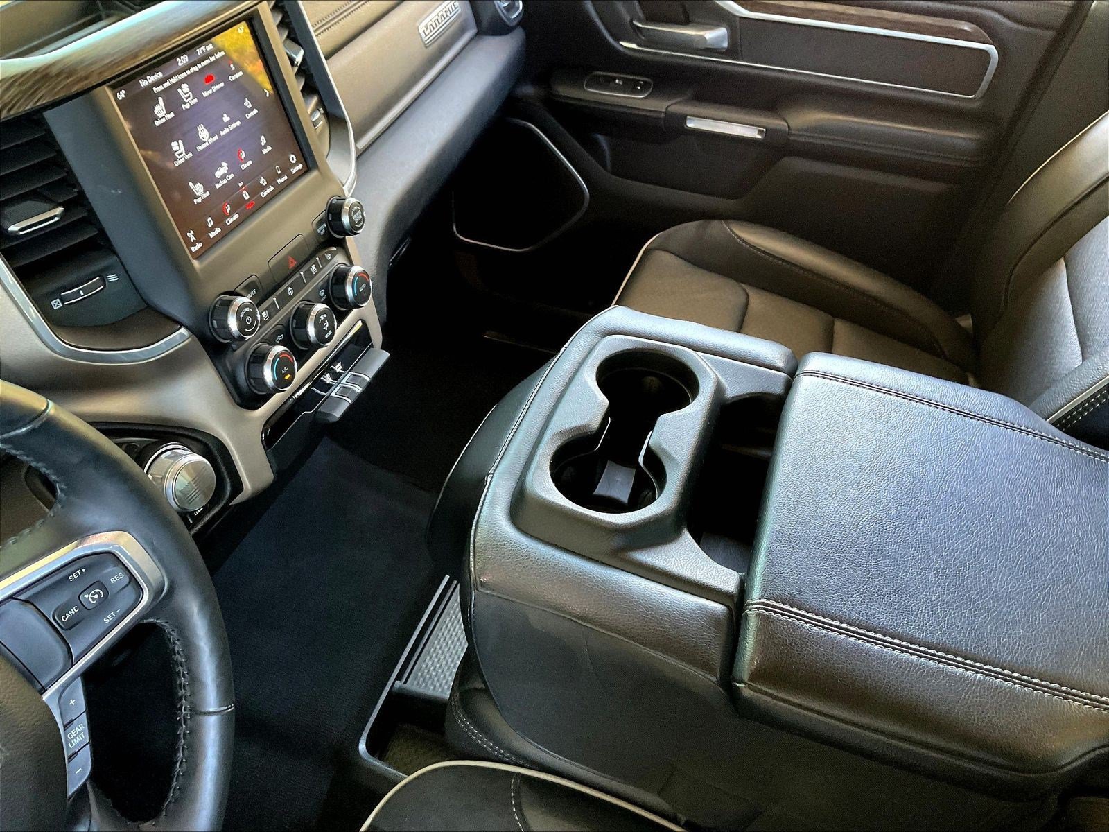 Used 2020 RAM 1500 Laramie w/ Off Road Group AWD/4WD image 19