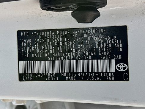 Used 2023 Toyota Corolla LE image 29