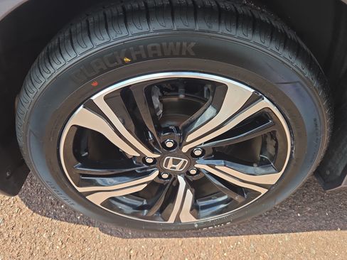 Used 2016 Honda Civic Touring image 10