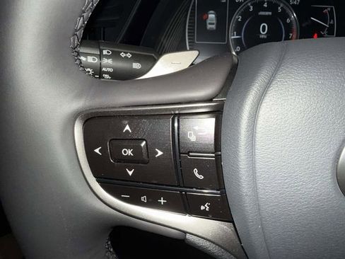 New 2025 Lexus ES 350 350 image 18