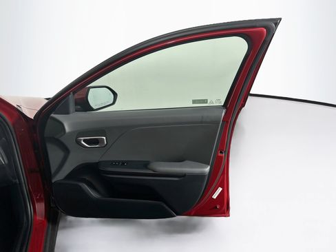 Used 2025 Kia K4 FWD image 32