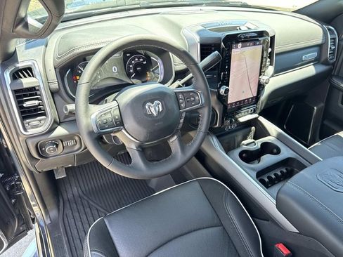New 2026 RAM 2500 Laramie AWD/4WD image 38