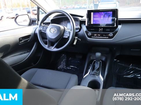 Used 2025 Toyota Corolla LE image 24