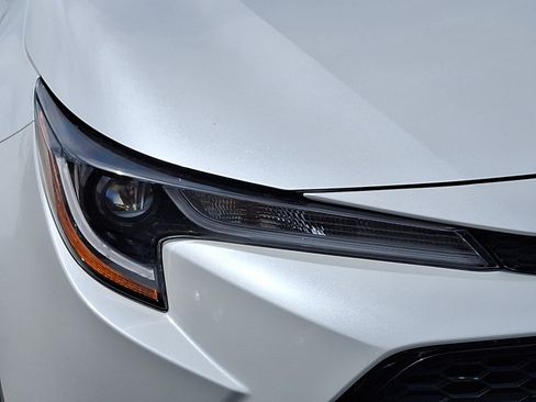 Certified 2022 Toyota Corolla LE image 10