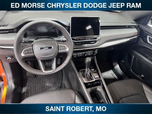 New 2026 Jeep Compass Trailhawk w/ Sun, Sound & Navigation Group AWD/4WD image 31
