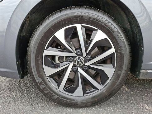 Used 2024 Volkswagen Jetta S image 29