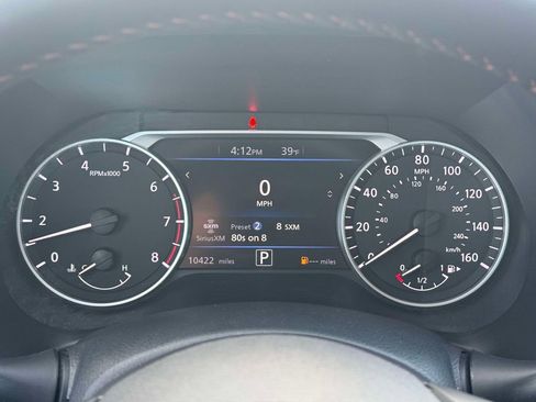 Used 2025 Nissan Sentra SR w/ Trunk Package FWD image 23