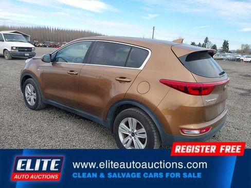 Used 2018 Kia Sportage LX image 5