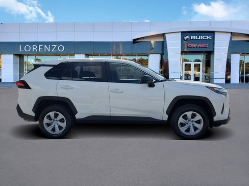 Used 2024 Toyota RAV4 LE image 4