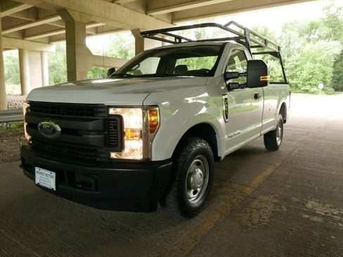 Used 2019 Ford F250 XL w/ Power Equipment Group RWD image 18