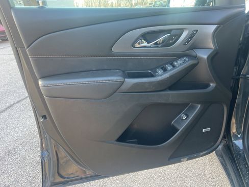 Used 2020 Chevrolet Traverse Premier image 10