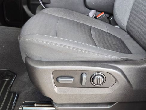 Used 2022 Chevrolet Silverado 1500 LT image 13