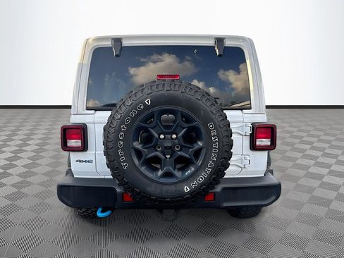 Used 2023 Jeep Wrangler Unlimited w/ Cold Weather Group AWD/4WD image 7