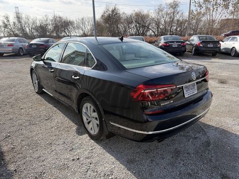 Used 2018 Volkswagen Passat 2.0T SE image 5