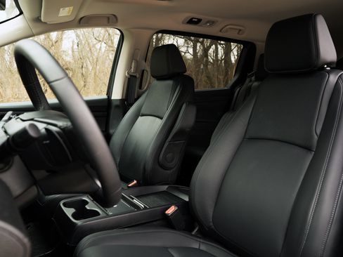 Certified 2025 Honda Odyssey EX-L image 17