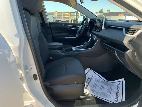Used 2024 Toyota RAV4 XLE FWD image 26
