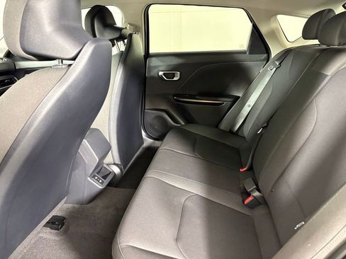 New 2026 Kia K4 FWD image 13