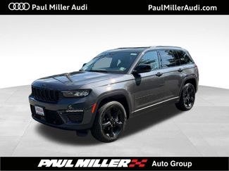 Used 2025 Jeep Grand Cherokee Limited w/ Luxury Tech Group II AWD/4WD 360° Tour