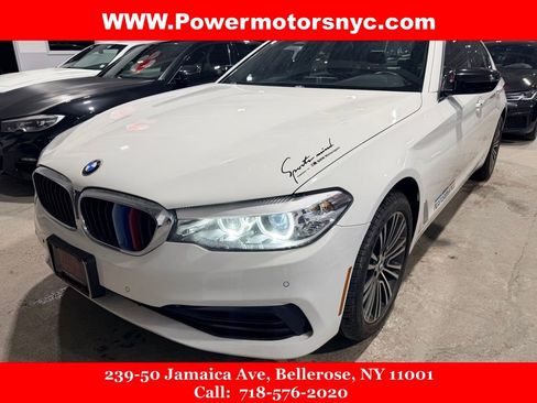 Used 2020 BMW 530i xDrive w/ Convenience Package image 1