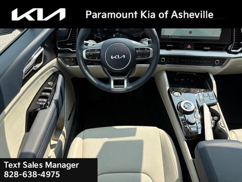 New 2025 Kia Sportage EX image 24